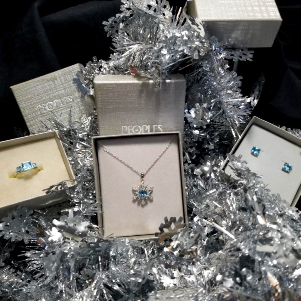 New People's Jeweller's Swiss Blue Topaz Jewelry set